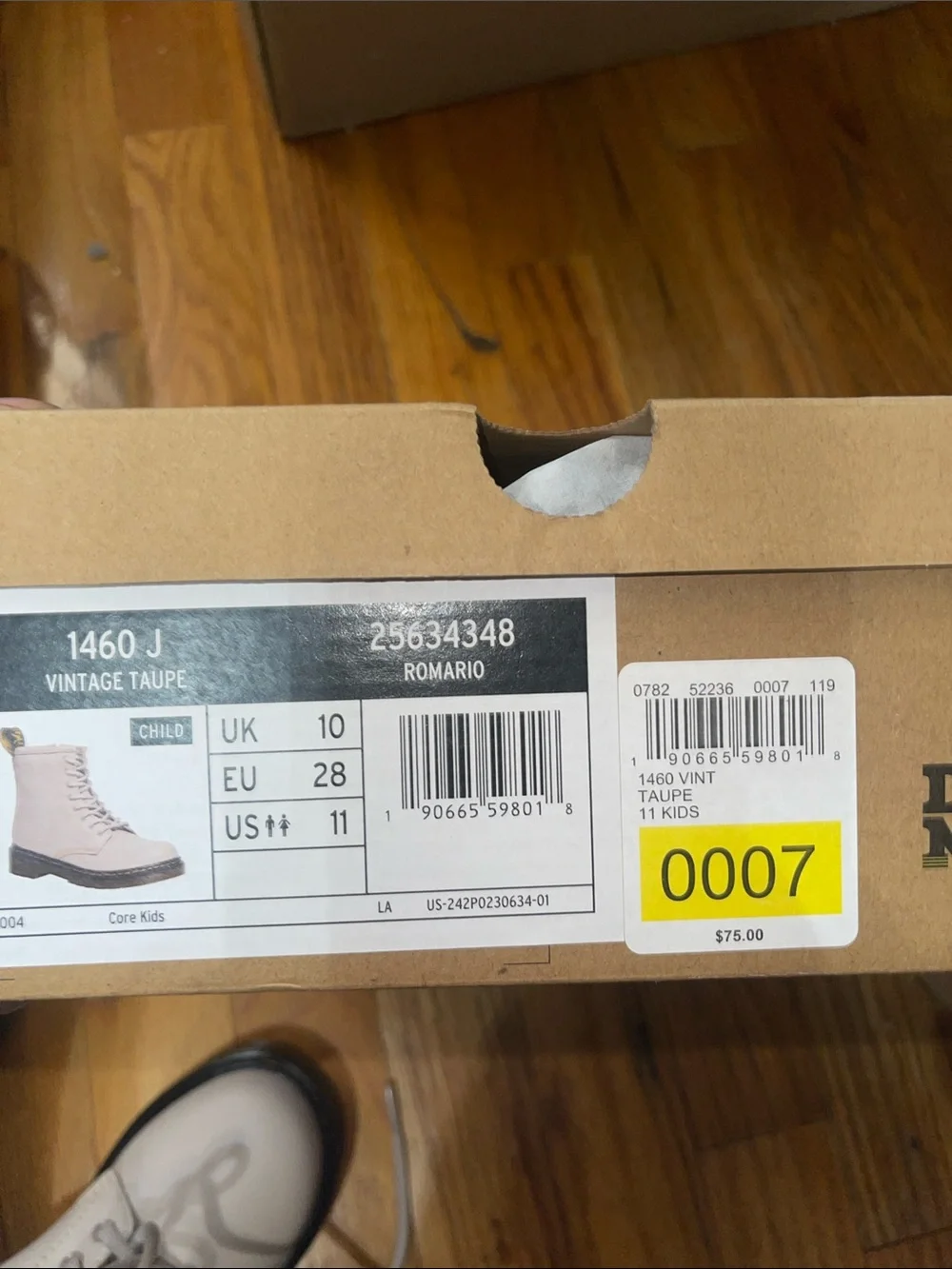 As is dr marten vintage taupe size 11